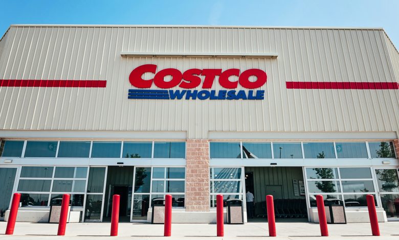 3 Credit Cards to Get Big Cash Back on Your Next Big Costco Purchase