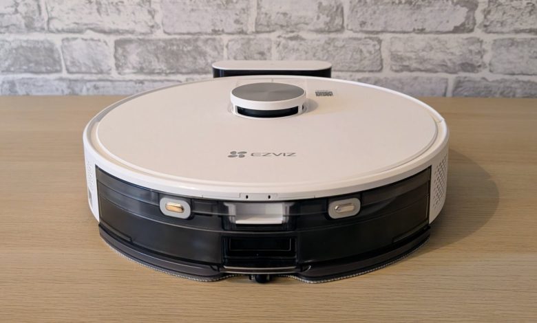 The EzViz RE4 robot vacuum pictured from the front