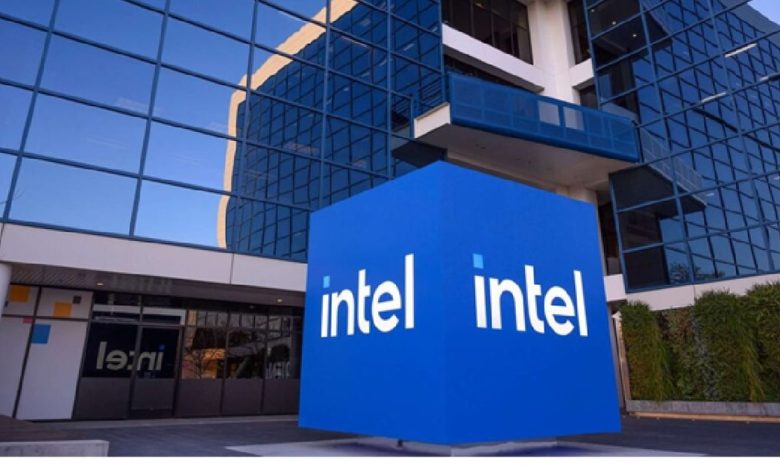 Intel Shares Surge as SoftBank Invests $2B Amid Trump Administration's Stake Plans