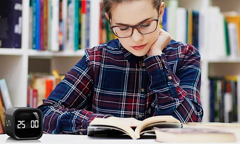 This Little $17 Gadget Helps You Stay Productive, And Amazon Users Love It