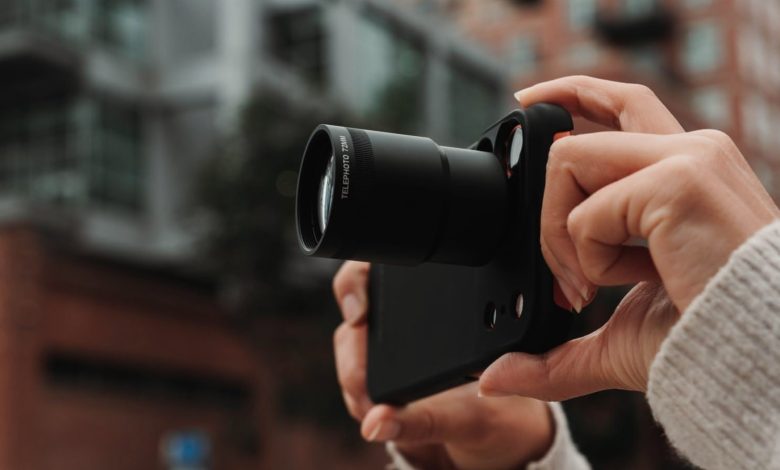 iPhone 17 Pro Gets 24x Zoom With Sandmarc's New Tetraprism Lens