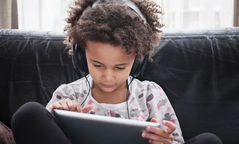 A study says that Barbie dolls beat the pills to make your child grow