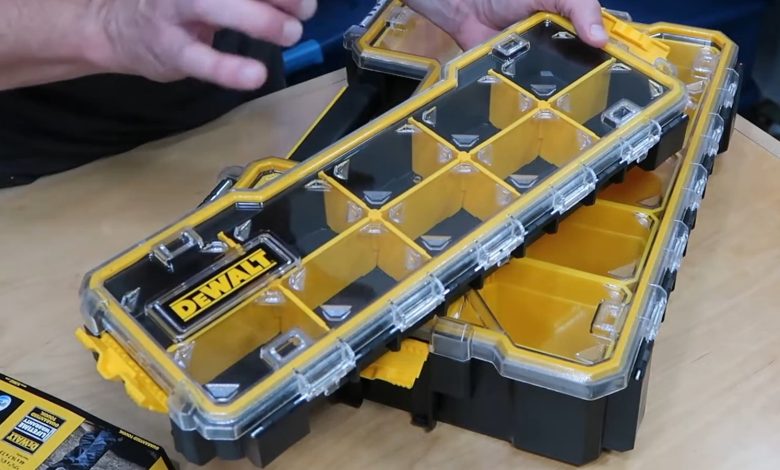 Home Depot Is Selling This Top-Rated DeWalt Planer For Just $11