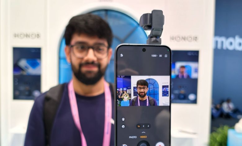 Honor's Robot Phone is one of the weirdest (and coolest) things I saw at MWC 2026.