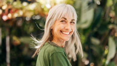 I'm a personal trainer who works with adults - these are the 4 balance exercises I wish everyone could do before they turn 60, to build strength and stability.