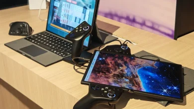 Lenovo Legion Go Fold Concept Brings a Foldable Display to Handheld PC Gaming