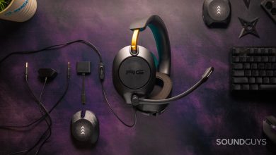 NACON RIG R5 SPEAR MAX HD with accessories.