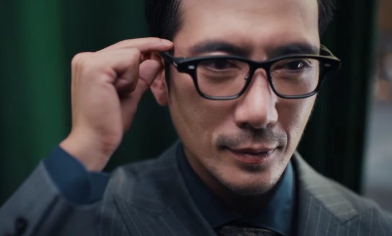 These Smart Glasses Can Translate Any Language Before Your Eyes