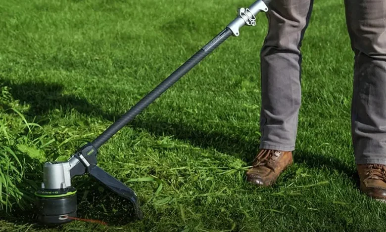 This advanced carbon fiber EGO power cord cutter features POWERLOAD + LINE IQ technology for $289 (Reg. $359)