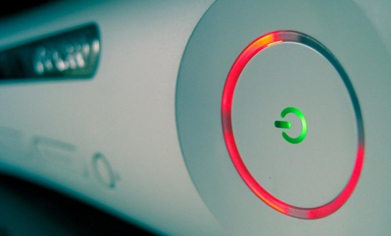 Xbox 360 lead calls Red Ring of Death "Tylenol moment"