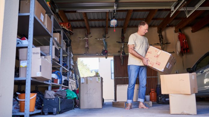 5 Shipping Tips to Help You Organize Your Garage

