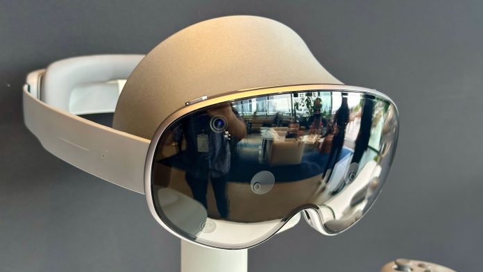 Android Enterprise 'key' update for Galaxy XR makes it work in healthcare and retail

