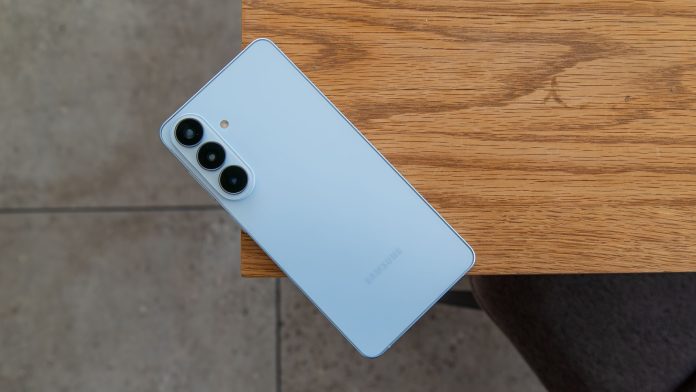 Not all Galaxy S27s will get this rumored UFS 5.0 storage upgrade next year

