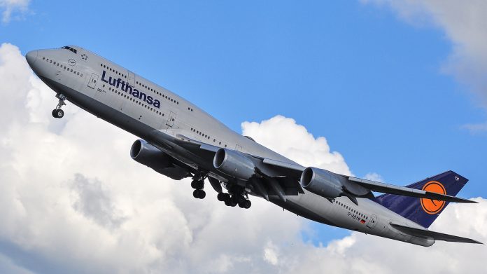 The US Air Force Is Buying Used Jumbo Jets, And It's Not Hard To See Why

