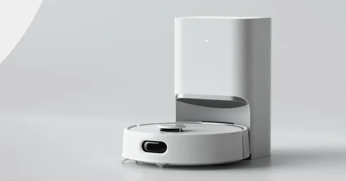 The switchBot S10 mop/vacuum does not require manual refilling

