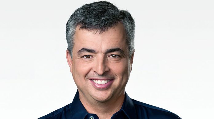 Apple's Eddy Cue to Receive 'Entertainer of the Year' Award

