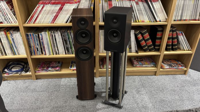Big boxes and bad vibrations - why floor standing speakers can be difficult to build

