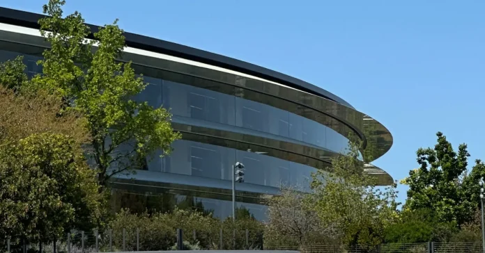 Apple and Micron clashed before Trump over Chinese memory chips

