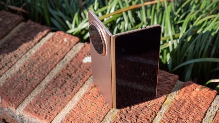 Rumor has it that Honor's foldable 'Wide' rivals have a higher battery


