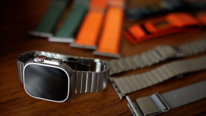 The 10 Best Aftermarket Apple Watch Ultra Bands

