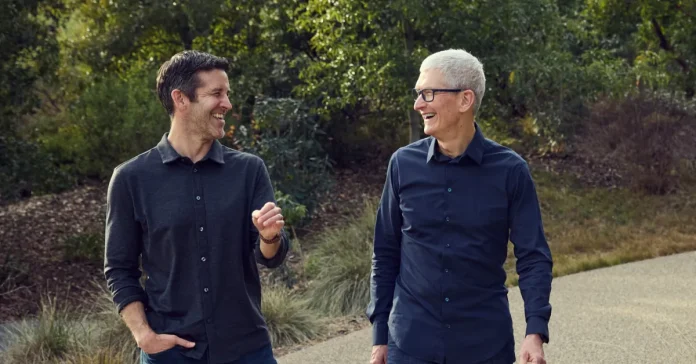 Tim Cook and John Ternus hold a virtual meeting with the Minister-President of Bavaria

